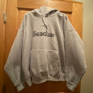 Seaguar Hanes Grey Mens Hooded Sweatshirt w/ front pocket  Size 2XL
